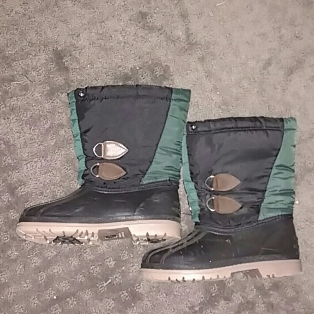 Maple leaf shoe company boots